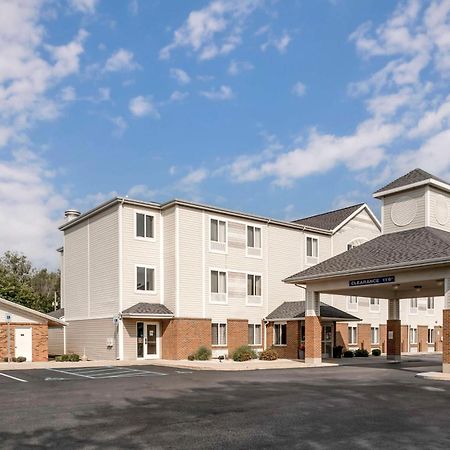 Best Western Beacon Inn Grand Haven Exterior foto